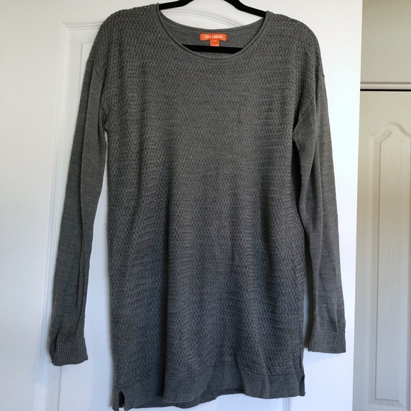 π 3/$20 - Grey Joe Fresh Lightweight Sweater